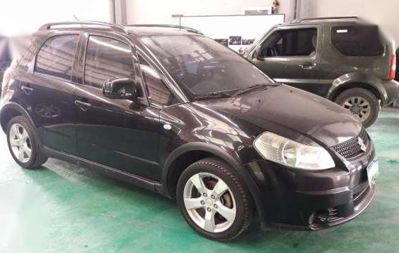 Suzuki SX4 Crossover 2010. low mileage. Local unit. Cebu.