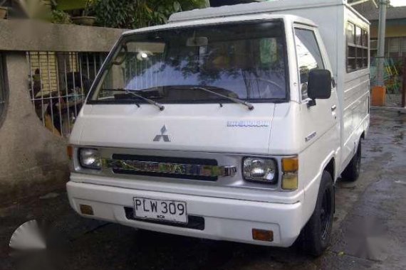 Well maintained Mitsubishi L300 FB 4G63 GAS 1990 model For sale