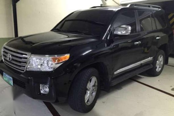 Toyota Land Cruiser 200 VX LOCAL V8 DSL AT 2013