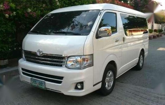 2013 Toyota Hiace Super Grandia Automatic Diesel Leather - 13