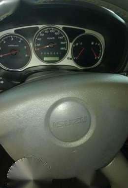 2005 isuzu d max matic