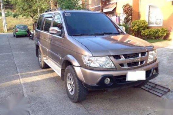 RUSH Isuzu Crosswind XUVi 2006 Automatic