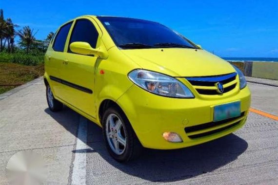 Yellow car Chana Benni 2008 model year. 1.3 L gas. Manual. Local.