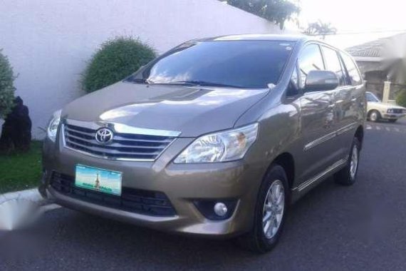 Toyota Innova G 2012