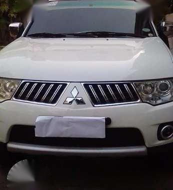 2012 Mitsubishi Montero GLS - V