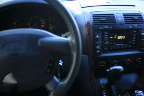 2003 kia sedona diesel van