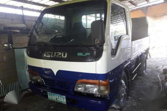 Isuzu Elf Giga NKR