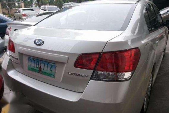 2012 Subaru Legacy AT