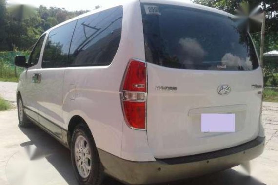 2008 hyundai grand starex vgt 2011 toyota avanza g