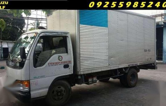 isuzu elf giga nkr 14ft close van