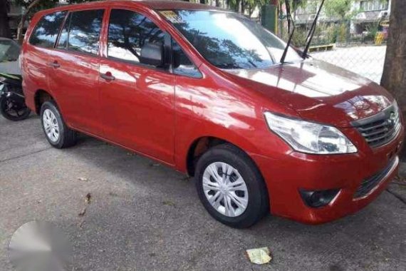 2016 Toyota Innova J manual red