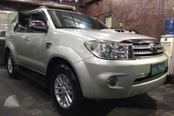 Toyota Fortuner 2009 4x4 V automatic