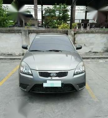 KIA RIO 2010