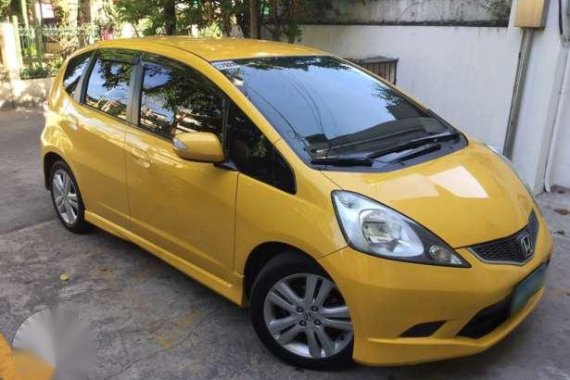 honda jazz 2010 1.5 top of the line not altis vios city mirage g4