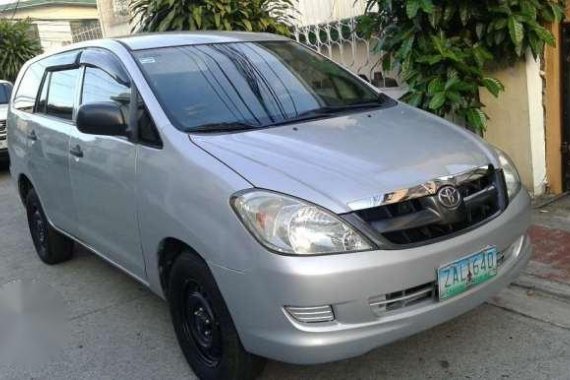 Toyota Innova J 2005 MT Silver Color for sale