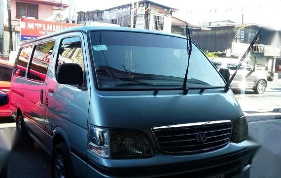 Toyota hiace