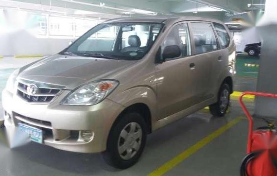 2011 toyota avanza