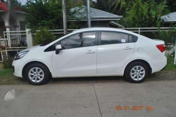 2012 newlook White kia rio 18tkms