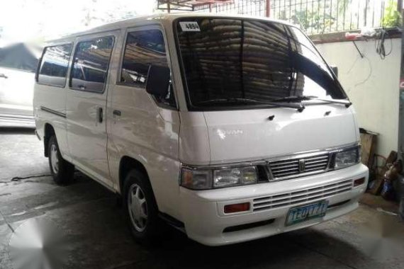 2011 Nissan Urvan original 21 seater vs Hiace starex L300 FB KC2700