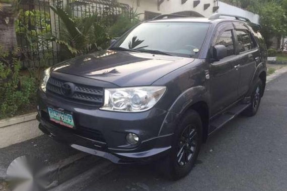 2011 toyota fortuner G diesel automatic 2009 2010 2012