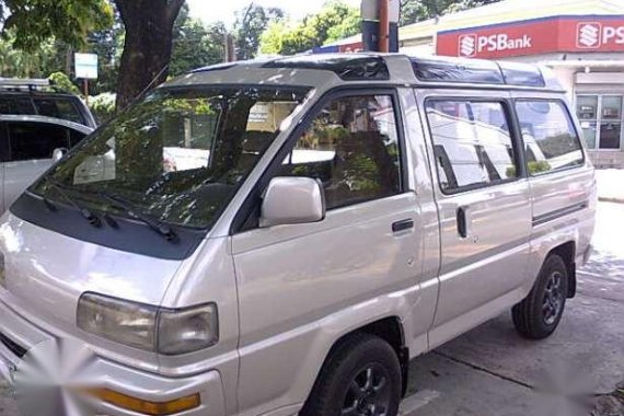 Toyota Lite Ace 2000mdl