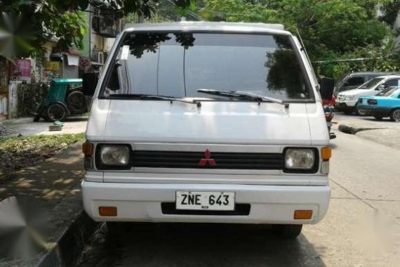 Well maintained Mitsubishi L300 FB model 2008 Dual Aircon for sale 