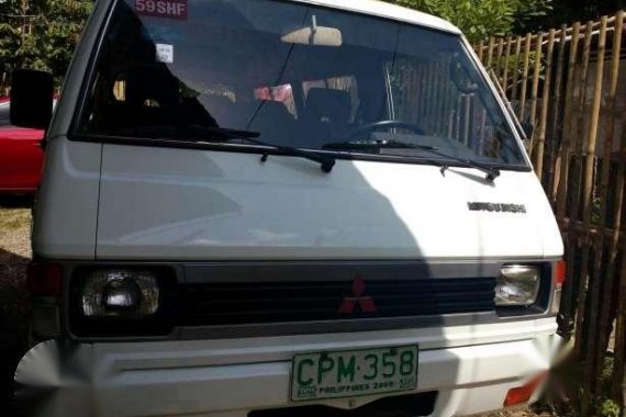 Well maintained L300 Van Mitsubishi White Good running condition for sale
