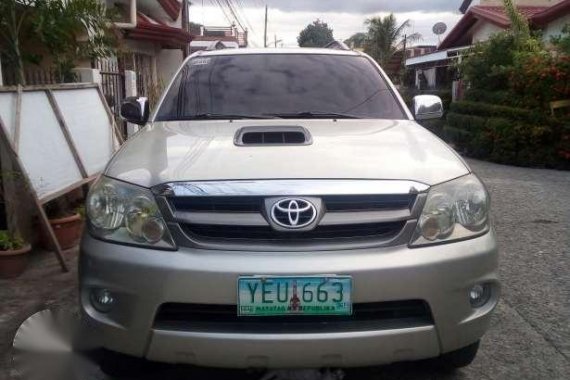 Toyota Fortuner V 4x4 Automatic