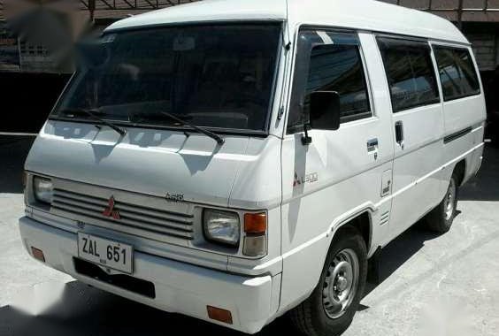 Well maintained Mitsubishi L300 Versa Van Diesel 2005 Model for sale