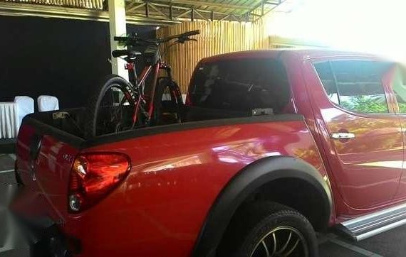  Mitsubishi Strada 2010 MT Red For Sale