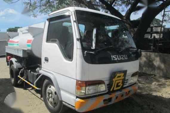 1120 #11 Isuzu Elf Tanker 3KL Truck