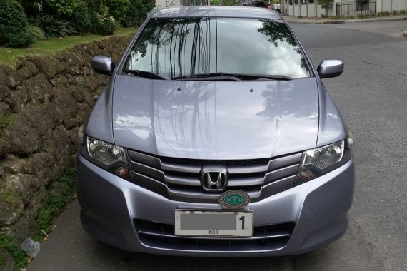 Well maintained 2009 Honda City S MT
