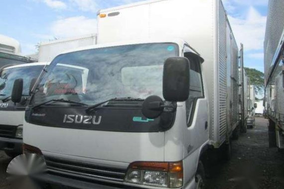 Elf Isuzu Aluminum Closed Van Truck (1118 #10)