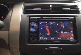Nissan Grand Livina Elegance MT 2010