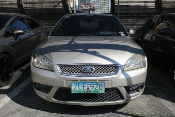 2006 Ford Focus Sedan 1.6 Trend AT