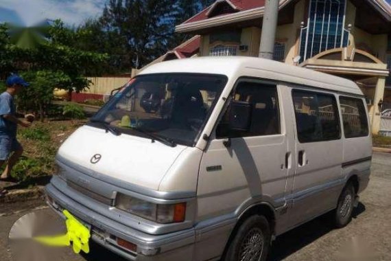 Mazda E2000 White MT For Sale