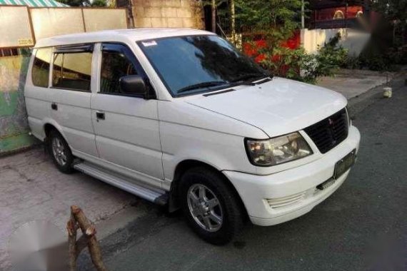 2012 Mitsubishi Adventure gx
