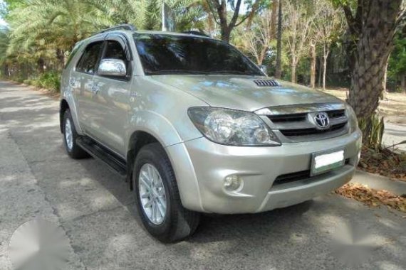 2006 Toyota Fortuner V Diesel AT For Sale