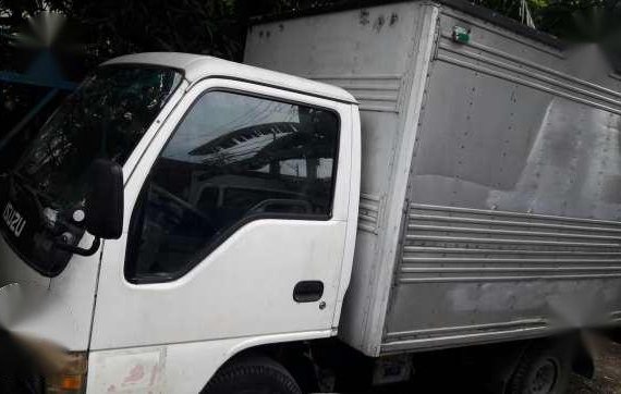 Local Isuzu Elf Giga 2000 White For Sale