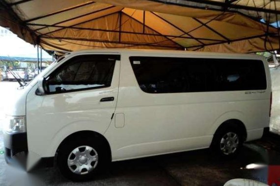 For sale 2016 Toyota Hiace Commuter