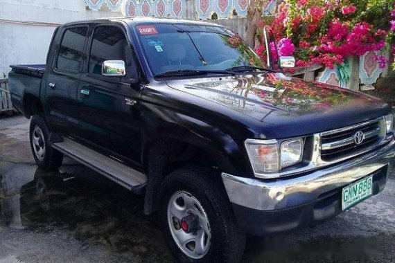 Toyota Hilux 2000 for sale