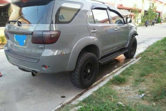 Toyota Fortuner V 2009 AT for sale