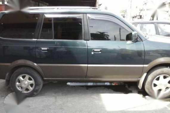 For sale 2000 Toyota Revo GLX gas