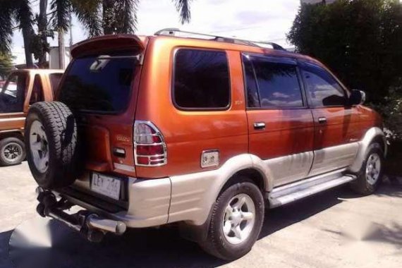 Isuzu Crosswind XUV Orange for sale