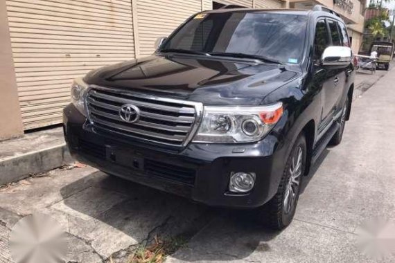 2013 Toyota Land Cruiser 200