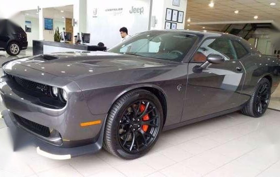 2017 Dodge Challenger Hellcat SRT AT 