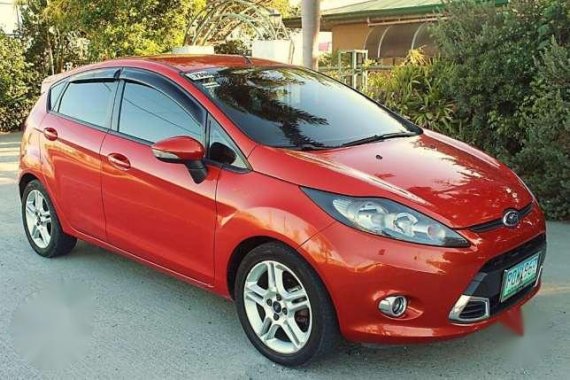 Ford Fiesta S Hatchback 2011 top of the line 