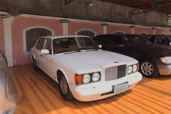 Bentley Brooklands 1997 White AT for sale