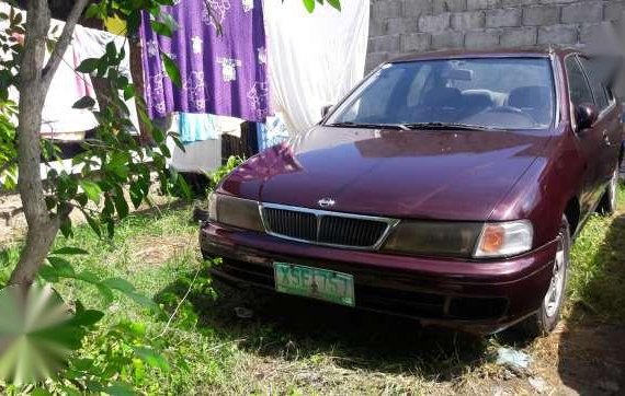 Nissan Sentra 2005 MT Red for sale