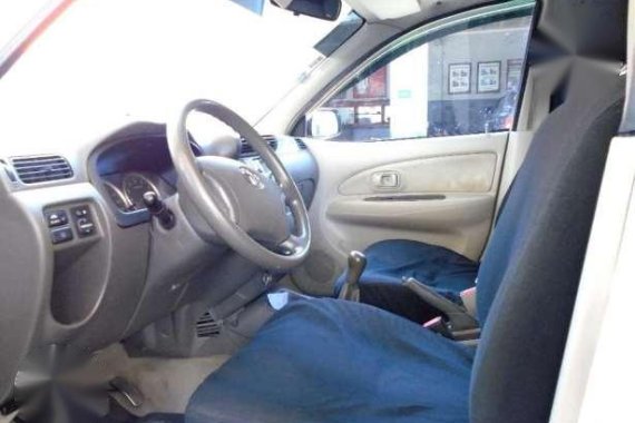 2009 Toyota Avanza 15g MT 348t Nego 